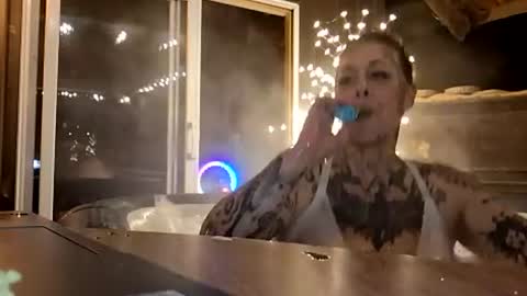 kitty_bang_bang online show from June 2026 05:10:01 AM