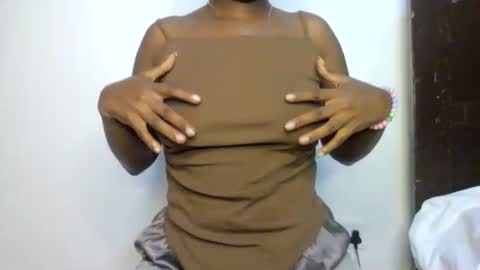 kitty_cattie online show from February 2026 06:28:02 PM