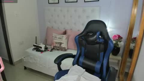 Snapshot of kitty_cayo chatting on July 2026 03:34:01 AM Kitty Kayo online show from July 2026 03:34:01 AM