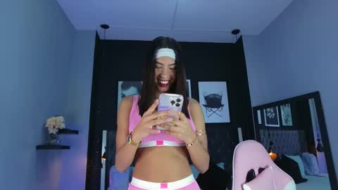 Kitty online show from December 2025 12:03:02 PM