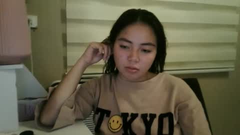 Snapshot of kitty_fussy chatting on February 2026 02:02:02 PM kitty_fussy online show from February 2026 02:02:02 PM