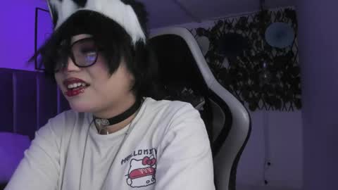 Camila online show from April 2026 01:54:01 AM