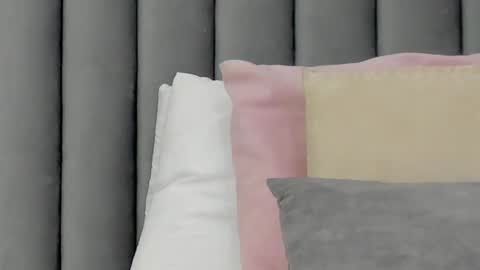 Katy online show from November 2025 03:06:01 AM