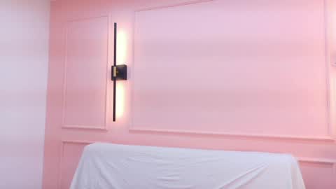kitty_model online show from April 2026 05:30:01 PM