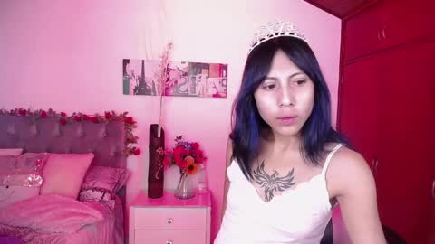 Kitty online show from December 2024 06:35:02 PM