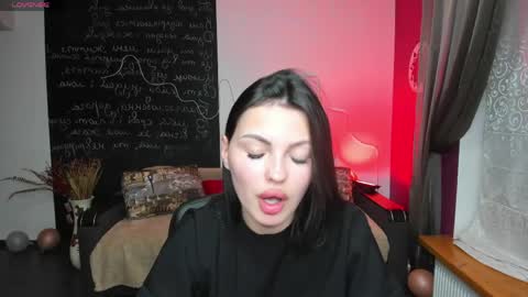 Snapshot of kitty_shenson chatting on May 2026 05:43:02 PM Kate online show from May 2026 05:43:02 PM