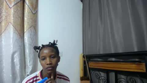 Snapshot of kittyfay_ chatting on April 2026 11:24:01 PM Fay online show from April 2026 11:24:01 PM