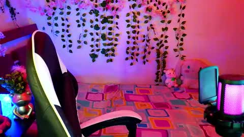 Kittyuwu  online show from January 2026 09:09:01 PM