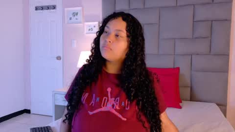 Kitty Hill online show from September 2025 04:47:02 AM