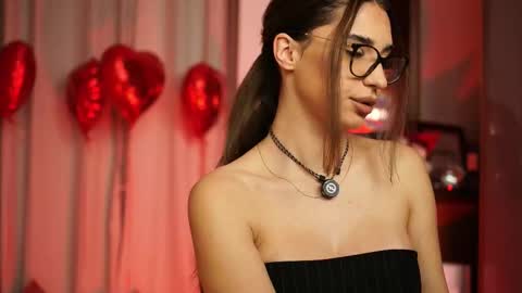 Snapshot of kity_sweet chatting on February 2026 08:05:01 PM Erika online show from February 2026 08:05:01 PM