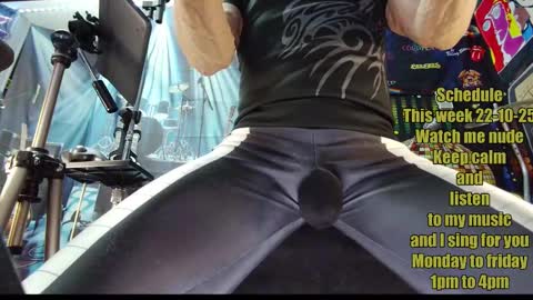 kiveuxmakeu online show from September 2025 04:55:02 PM