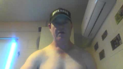 kiwiguy19773 online show from December 2024 06:37:01 AM