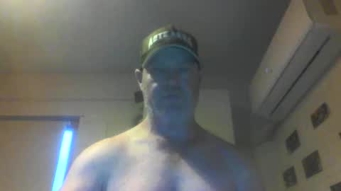 kiwiguy19773 online show from February 2025 07:10:01 AM