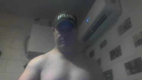 kiwiguy19773 online show from June 2026 07:20:01 AM