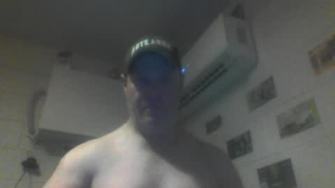 kiwiguy19773 online show from June 2026 08:41:01 AM