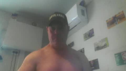 kiwiguy19773 online show from June 2026 12:38:02 AM