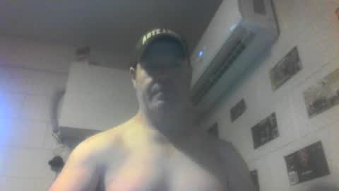 kiwiguy19773 online show from June 2026 08:59:02 PM
