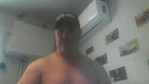 kiwiguy19773 online show from June 2026 12:44:02 AM
