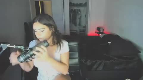 Snapshot of kkayyyy__ chatting on October 2025 12:10:01 AM kay online show from October 2025 12:10:01 AM