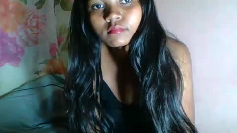 kkerenina online show from May 2026 07:11:02 PM