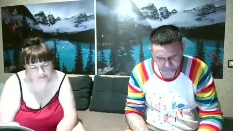 Kleosnow online show from September 2025 08:24:02 PM