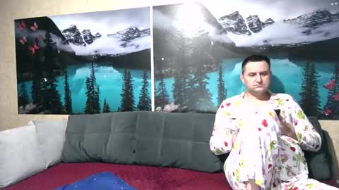 Snapshot of kleosnow chatting on May 2026 09:03:02 AM Kleosnow online show from May 2026 09:03:02 AM