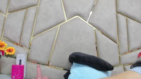 kloe online show from March 2026 04:39:01 AM