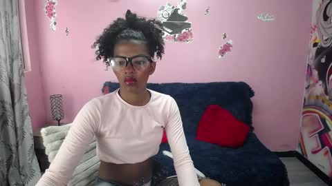kloe_cooper online show from January 2025 12:05:01 PM
