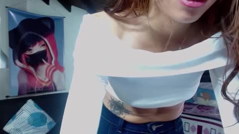 Snapshot of kloe_deker chatting on January 2025 06:44:01 PM Kloe deker online show from January 2025 06:44:01 PM