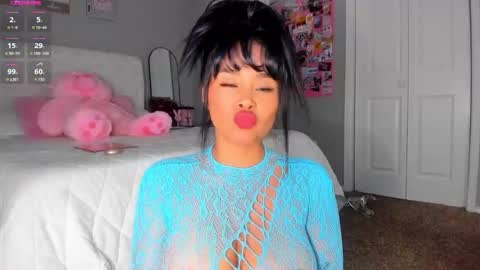 kloewandan online show from March 2026 03:01:01 AM