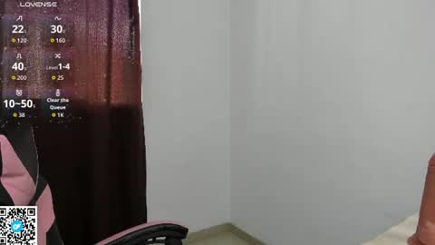 Snapshot of kmipearl chatting on June 2026 12:25:02 PM Camila Reyes online show from June 2026 12:25:02 PM