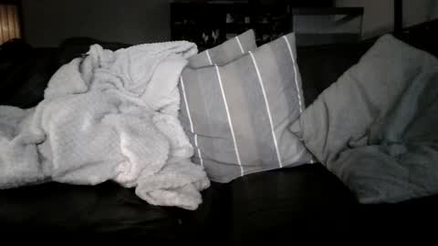 Knight3975 online show from September 2025 02:54:01 PM