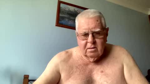 Aussiedude online show from January 2025 04:33:02 AM