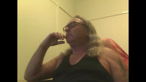 knobout online show from March 2026 12:44:02 PM