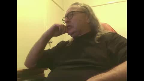 Snapshot of knobout chatting on April 2026 10:50:02 AM knobout online show from April 2026 10:50:02 AM