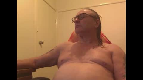 Snapshot of knobout chatting on May 2026 08:44:01 AM knobout online show from May 2026 08:44:01 AM