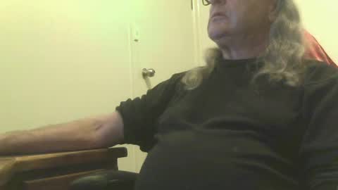 Snapshot of knobout chatting on June 2026 12:11:02 PM knobout online show from June 2026 12:11:02 PM