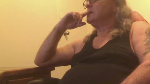 Snapshot of knobout chatting on June 2026 11:44:01 AM knobout online show from June 2026 11:44:01 AM