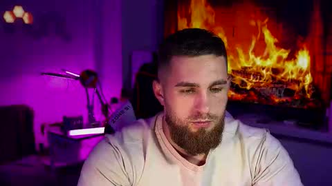 Snapshot of kochka25 chatting on January 2026 06:01:01 PM Sweet boy online show from January 2026 06:01:01 PM