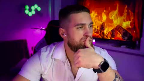 Snapshot of kochka25 chatting on January 2026 03:49:02 PM Sweet boy online show from January 2026 03:49:02 PM