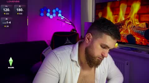 Snapshot of kochka25 chatting on April 2026 09:26:01 AM Sweet boy online show from April 2026 09:26:01 AM