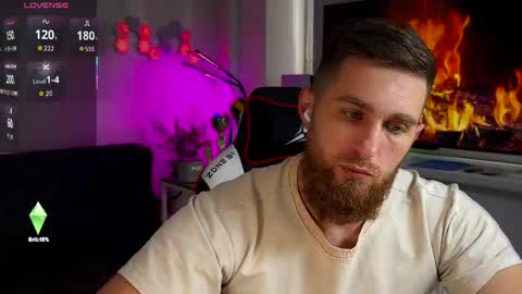Snapshot of kochka25 chatting on April 2026 11:02:02 AM Sweet boy online show from April 2026 11:02:02 AM