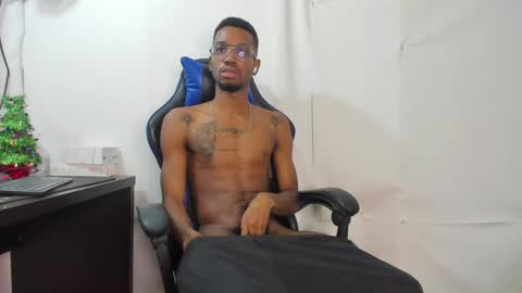 Snapshot of kofi_exotic_ chatting on December 2024 03:24:01 AM kofi online show from December 2024 03:24:01 AM