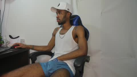 Snapshot of kofi_exotic_ chatting on December 2024 09:28:02 PM kofi online show from December 2024 09:28:02 PM