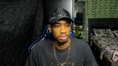 Snapshot of kofi_exotic_ chatting on November 2025 12:25:01 AM kofi online show from November 2025 12:25:01 AM