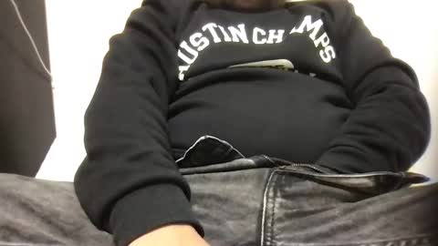 Snapshot of koji0101 chatting on January 2025 03:01:02 PM koji0101 online show from January 2025 03:01:02 PM