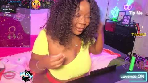 Snapshot of kokocherry00 chatting on December 2025 10:53:01 AM kokocherry00 online show from December 2025 10:53:01 AM