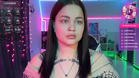 Mia online show from February 2026 10:05:02 AM