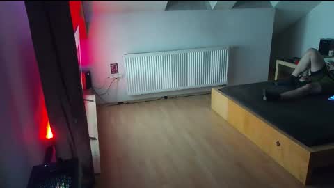 Andy online show from October 2025 06:28:02 PM