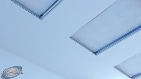 K O S M I C online show from November 2025 02:33:01 PM